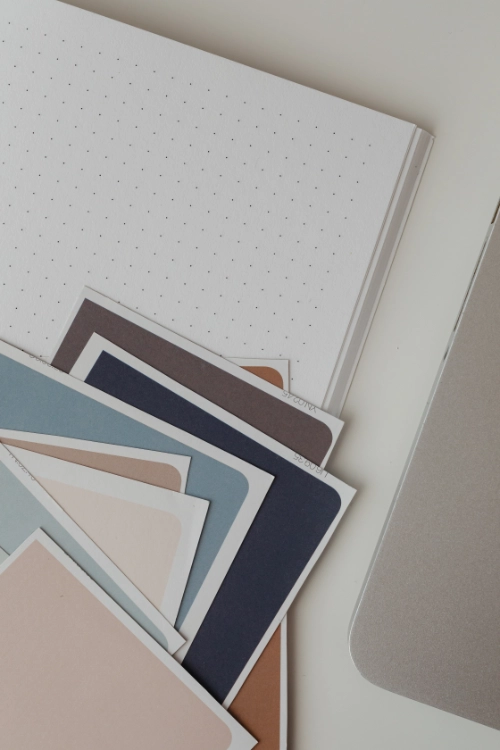 identite-visuelle-palette-eco-couleurs-emeline-design papiers colorés identité visuelle palette de couleurs emeline design